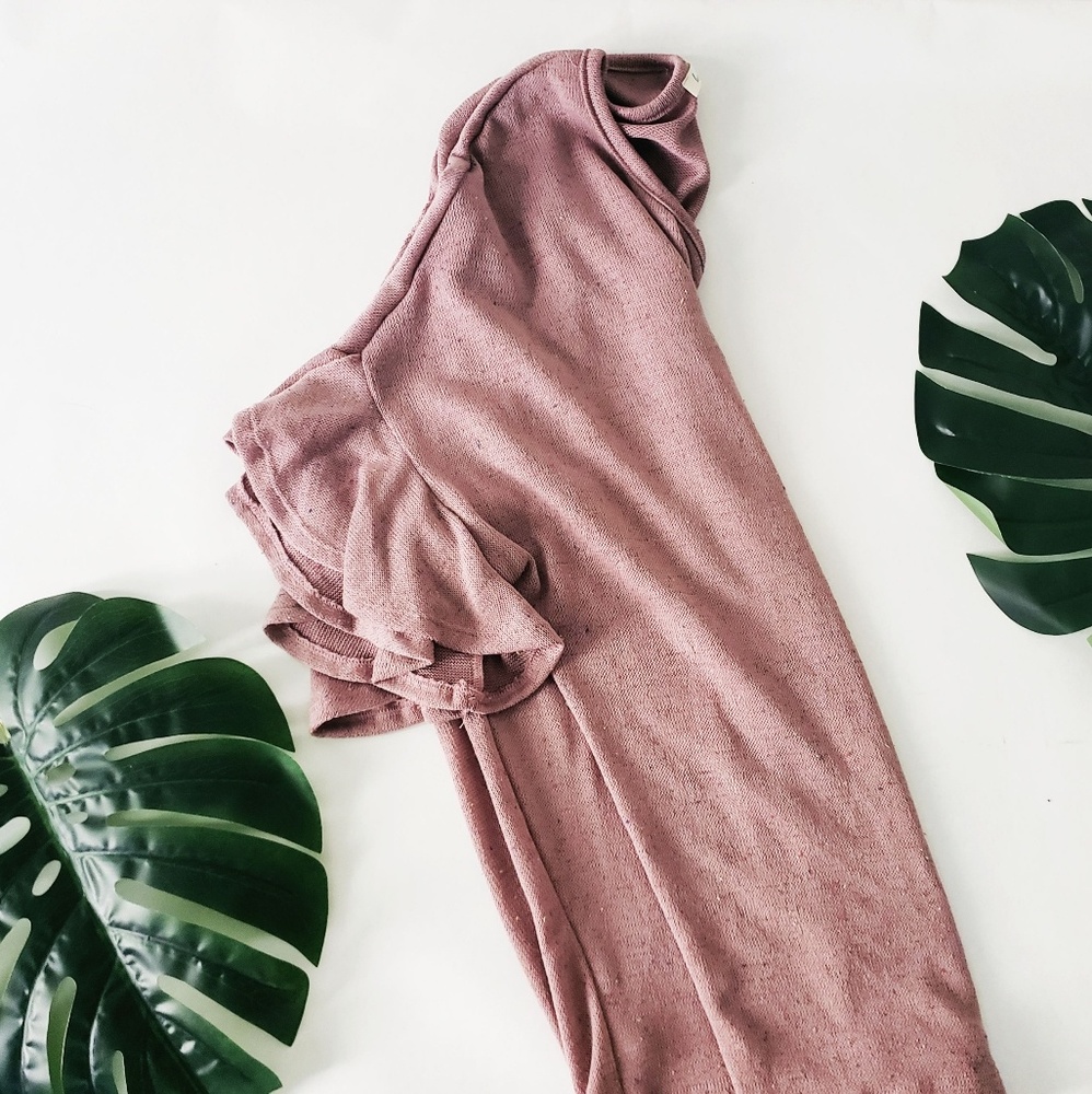 NWOT Oversized Ruffle Sleeve Knit Shirt